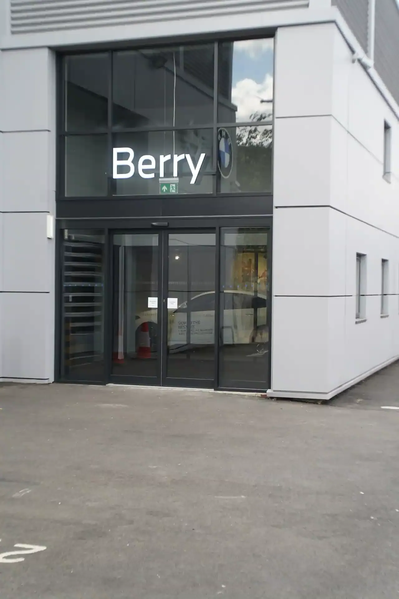 The finished automatic entrance viewed from inside the BMW showroom